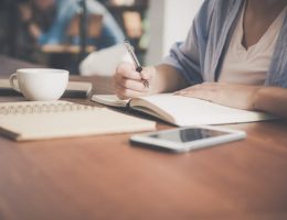 Twee sectoren, één kans: werkend leren in zorg en onderwijs